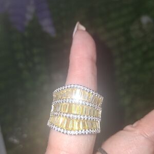 Elegant Yellow and Silver Women's Ring
